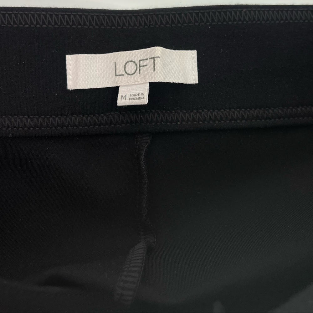 LOFT Black Stretchy Pull On Straight Leg Trousers Front Seam M Medium - Picture 5 of 9